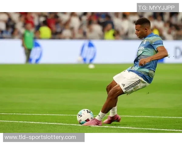 生涯进球破400:姆巴佩vs乌克兰个人集锦 生涯进球破400:姆巴佩vs乌克兰个人集锦