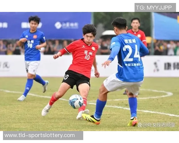 苏超南京队教练何塞：苏超成功举办彰显足球的巨大进步