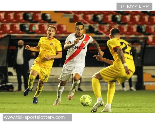 西甲焦点战：皇家奥维耶多迎战巴列卡诺，谁能笑到最后？